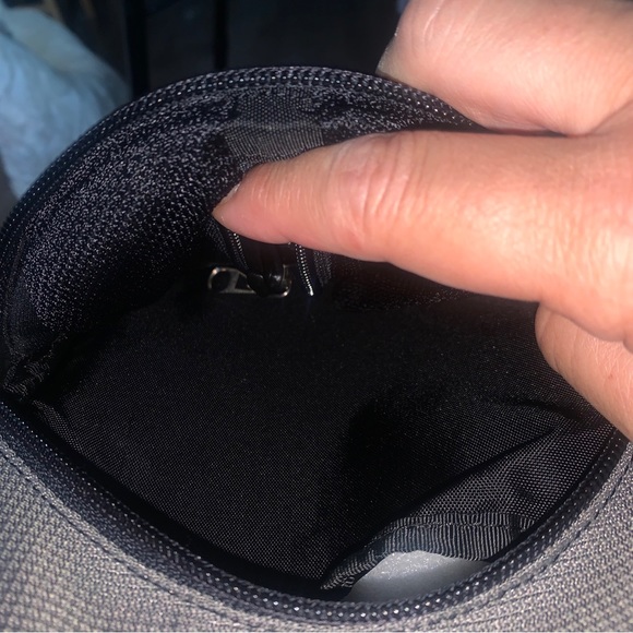 MEC Mountain Equipment Co-op Daypack Hiking Grey/Lime/Black Very Light - Picture 6 of 6